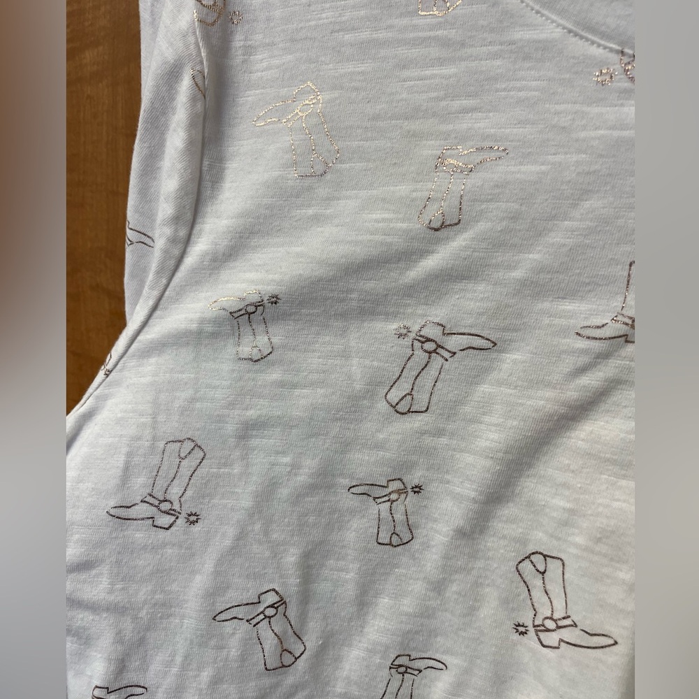 Lane Bryant Cream Long Sleeve Top with Subtle Metallic Boot Print - Picture 4 of 7